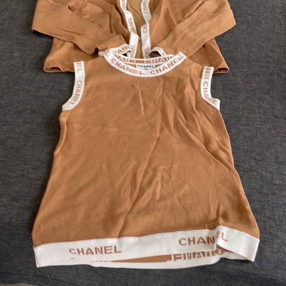 Chanel sweater set xxs